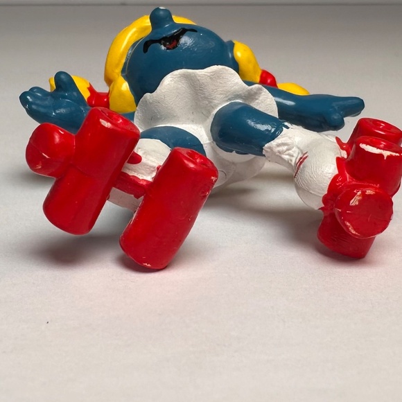 Vintage Schleich Roller Skating Smurfette Figurine | 1980s Smurfs Collectible - Picture 7 of 8